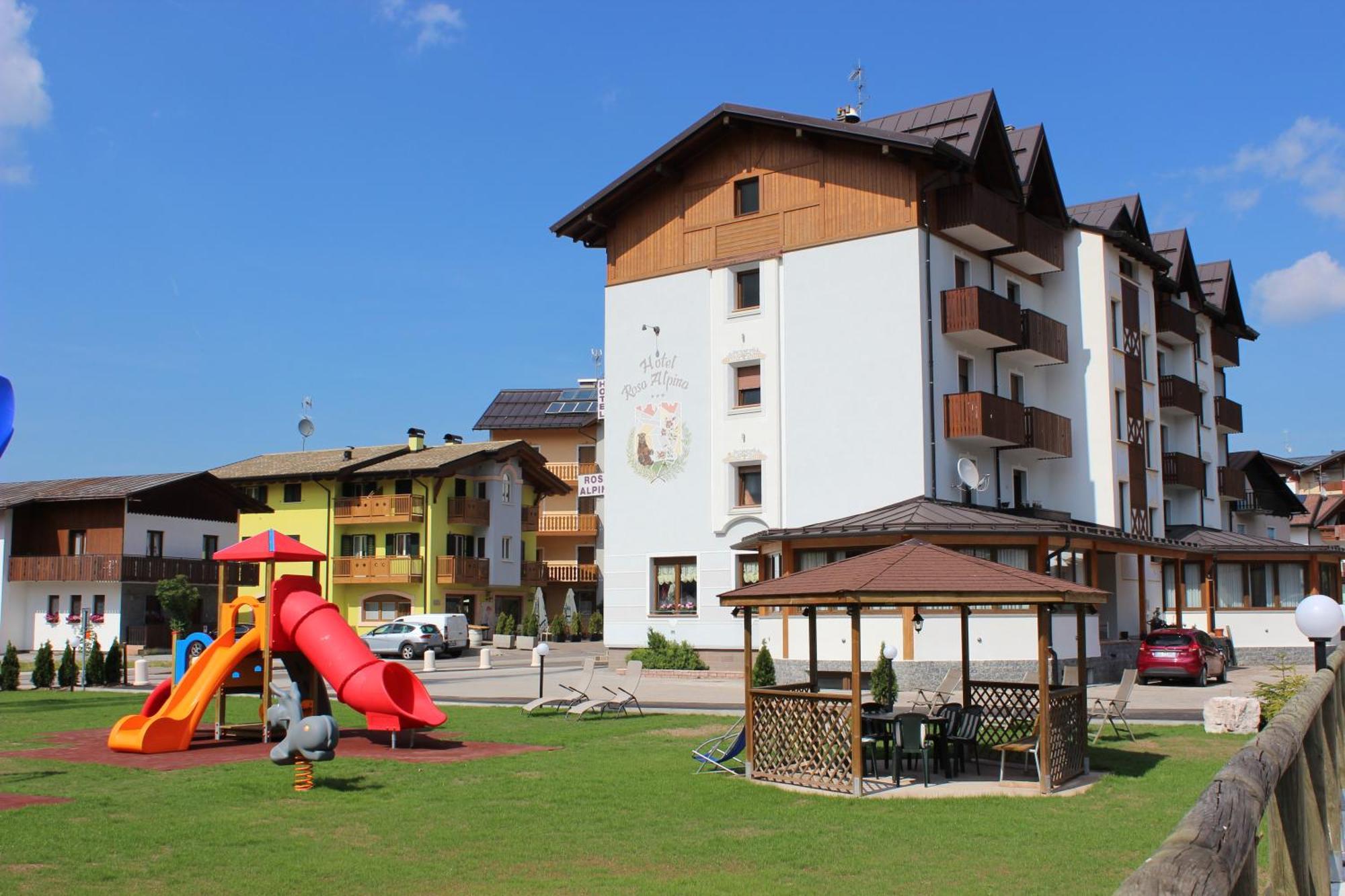 Hotel Rosa Alpina Andalo Exteriör bild