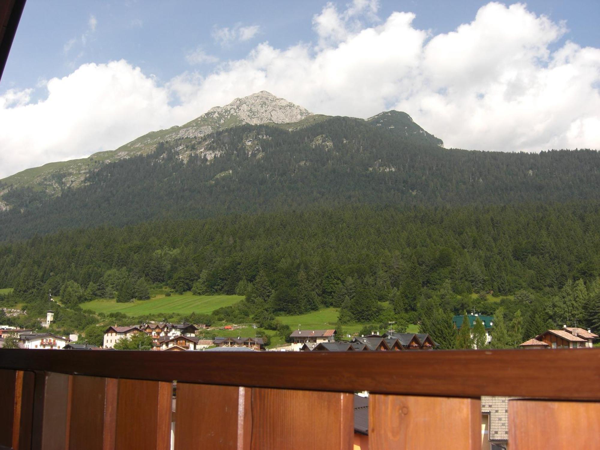 Hotel Rosa Alpina Andalo Exteriör bild