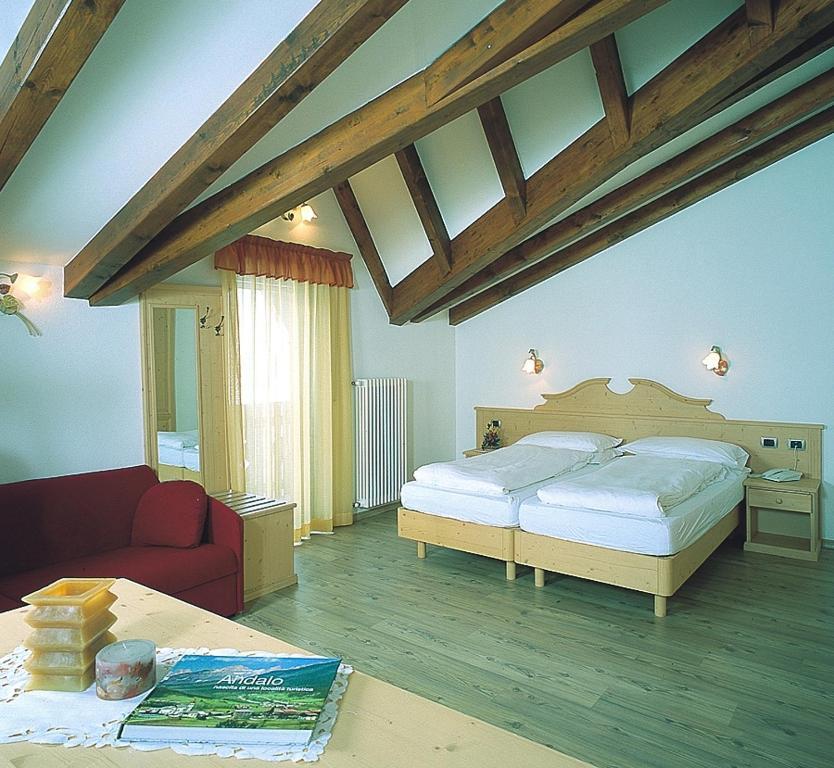 Hotel Rosa Alpina Andalo Rum bild