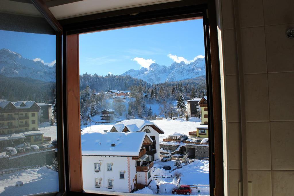 Hotel Rosa Alpina Andalo Rum bild